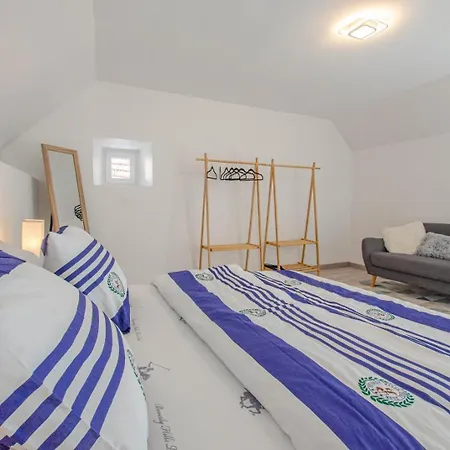 L Escale Champenoise * Plessis-Barbuise